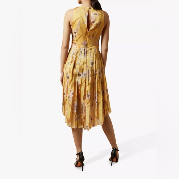Ted Baker Fabulas Cabana ruched pleated midi dress - Picture 2 of 3
